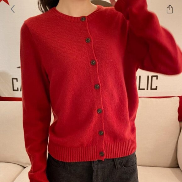 Brandy Melville Amalie red wool button up cardigan - Picture 2 of 14